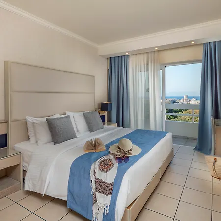 Apartahotel Athineon 4*