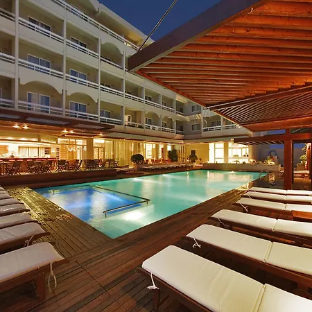 Apartahotel Athineon 4*
